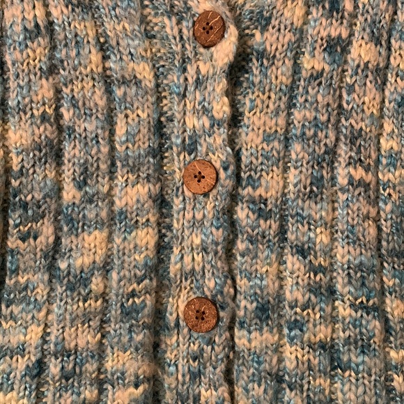 Wool Sweater in Shades of Blue - Picture 5 of 5